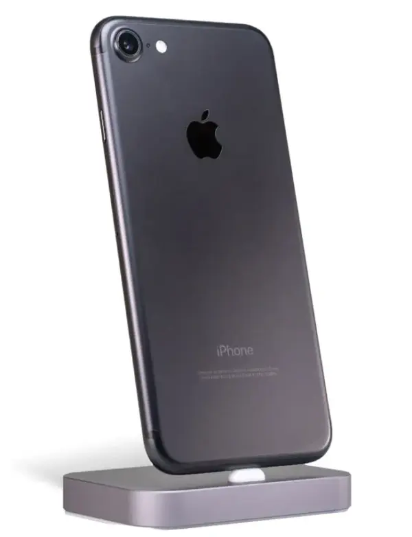 iPhone 7 (Used)